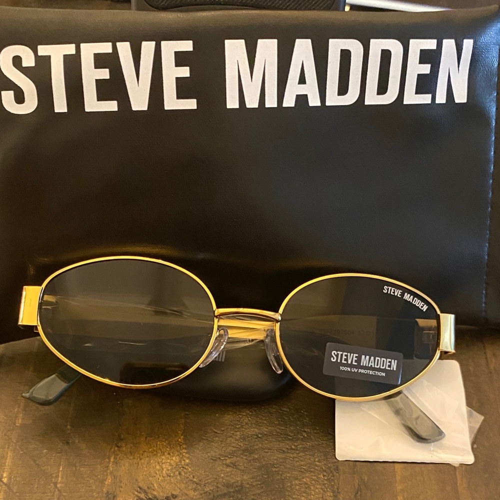 Steve Madden Gold Frame Sunglasses